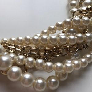 Pearl/gold twist necklace